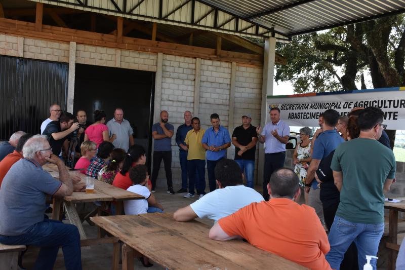 Dinheiro na Comunidade - KM 130 receberá mais R$ 30 mil para segunda fase da construção de novo pavilhão 